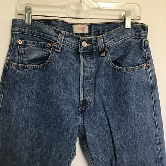 Levi's Men's 501 Light Wash Button Fly Boot Cut Jeans  Size 31 x 32 - Picture 2 of 12